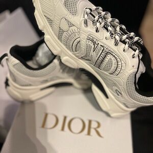 Dior Chrono Sneakers